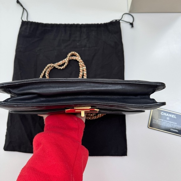 Vintage Chanel Quilted Gabrielle Lambskin Bag Black with Blush Strap - Picture 4 of 13